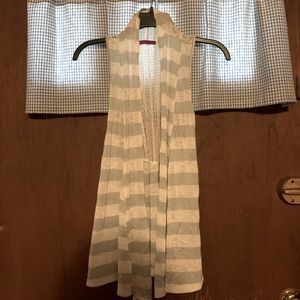 Sleeveless Cardigan Vest Size Small